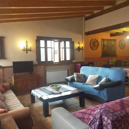 La Casa Del Abuelo Simon Konuk evi Fuente el Sauz Dış mekan fotoğraf