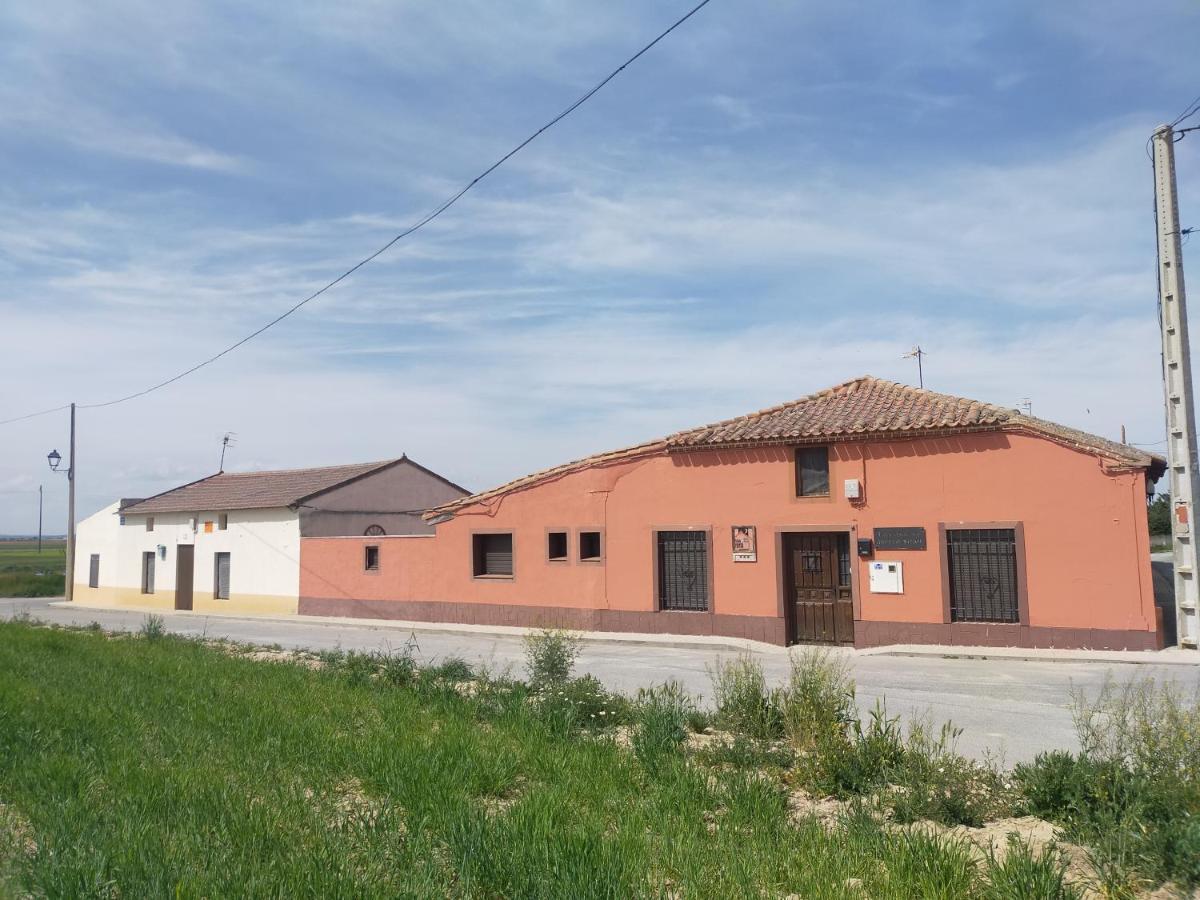 La Casa Del Abuelo Simon Konuk evi Fuente el Sauz Dış mekan fotoğraf