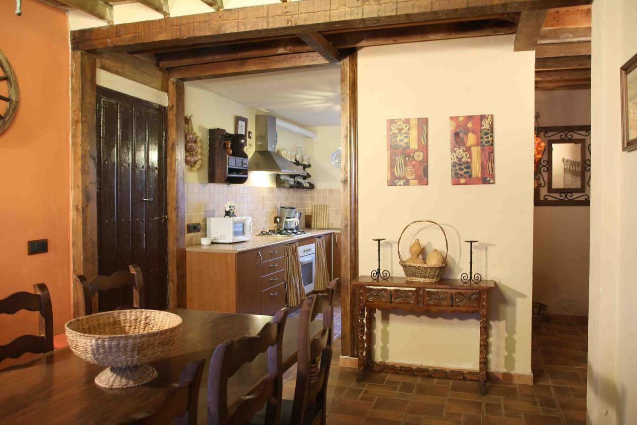 La Casa Del Abuelo Simon Konuk evi Fuente el Sauz Dış mekan fotoğraf
