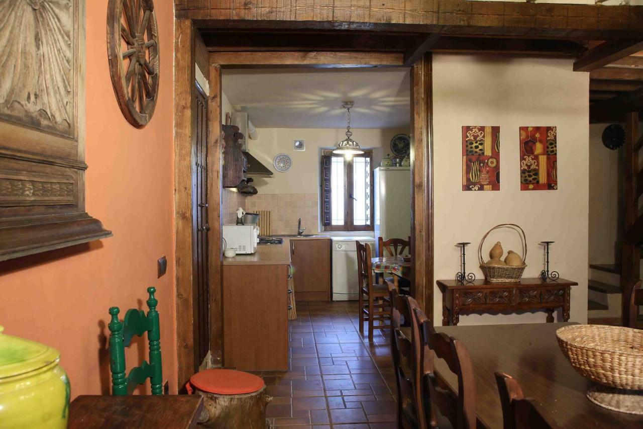 La Casa Del Abuelo Simon Konuk evi Fuente el Sauz Dış mekan fotoğraf