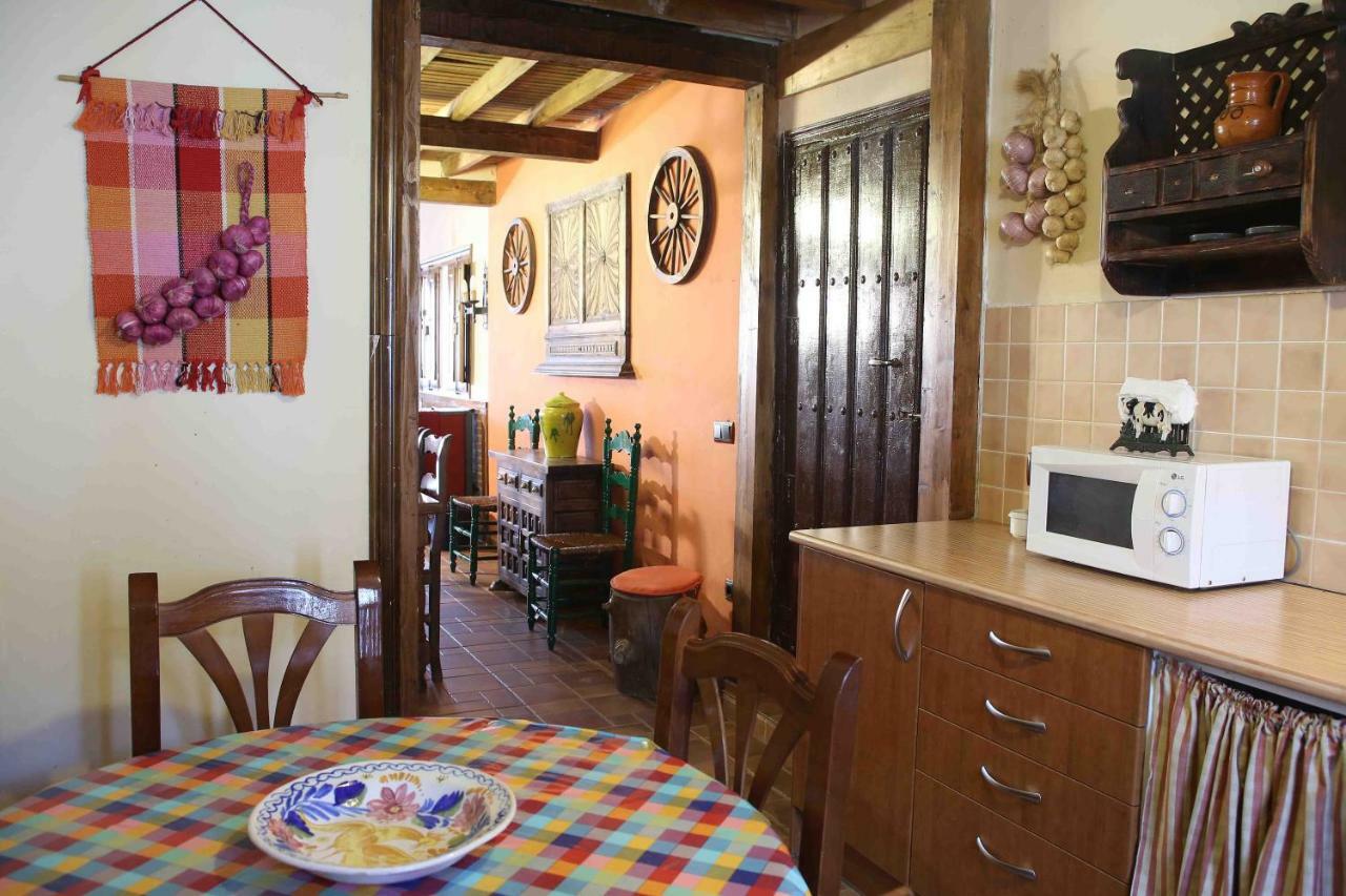 La Casa Del Abuelo Simon Konuk evi Fuente el Sauz Dış mekan fotoğraf