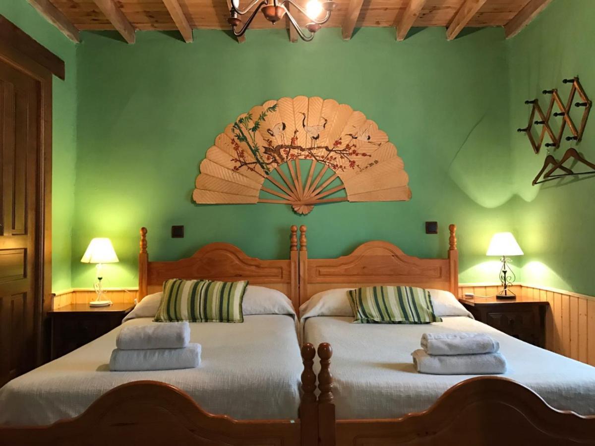 La Casa Del Abuelo Simon Konuk evi Fuente el Sauz Dış mekan fotoğraf