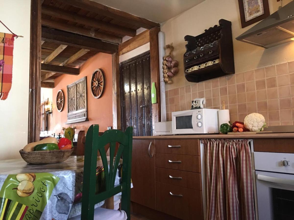La Casa Del Abuelo Simon Konuk evi Fuente el Sauz Dış mekan fotoğraf