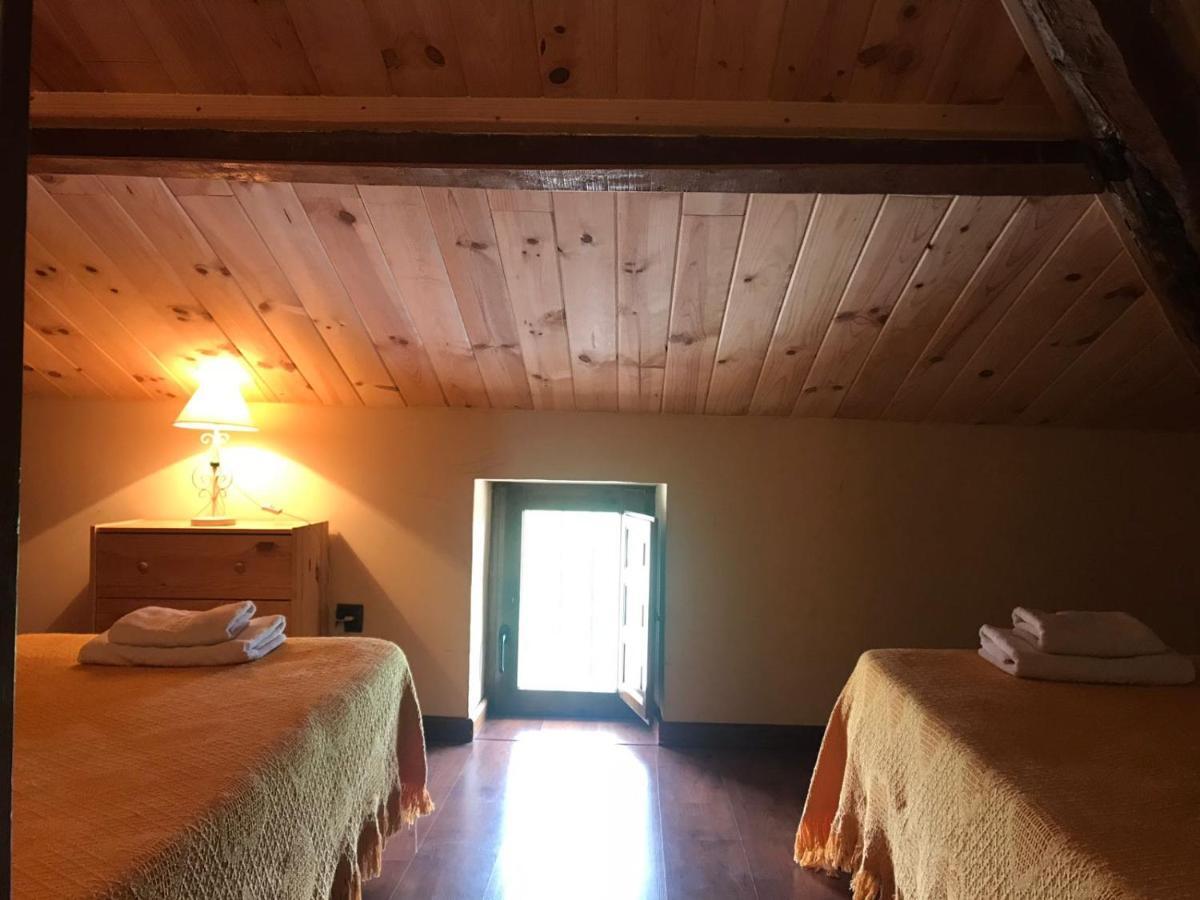La Casa Del Abuelo Simon Konuk evi Fuente el Sauz Dış mekan fotoğraf