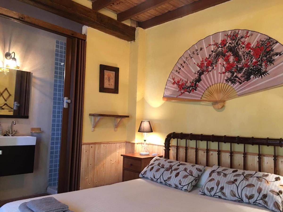 La Casa Del Abuelo Simon Konuk evi Fuente el Sauz Dış mekan fotoğraf